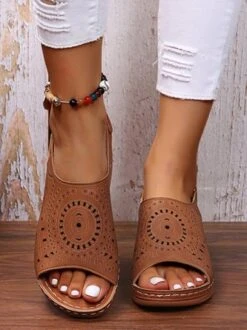 Summer Plain Hollow Out Vintage Breathable Vacation Sandals -Women's Fashion Store 0610913f083091201e9f4a5161e2ac2c