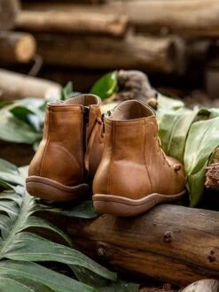 Flat Heel Boots -Women's Fashion Store 633172c7ad7d190ef104037289d70400