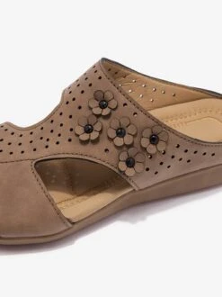 Khaki Retro Flowers Breathable Hollow Casual Sandals -Women's Fashion Store e0b4d16819522987c836e1120a28ba62